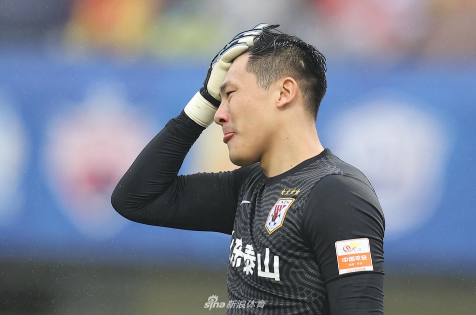 新浪直击山东泰山VS广州队