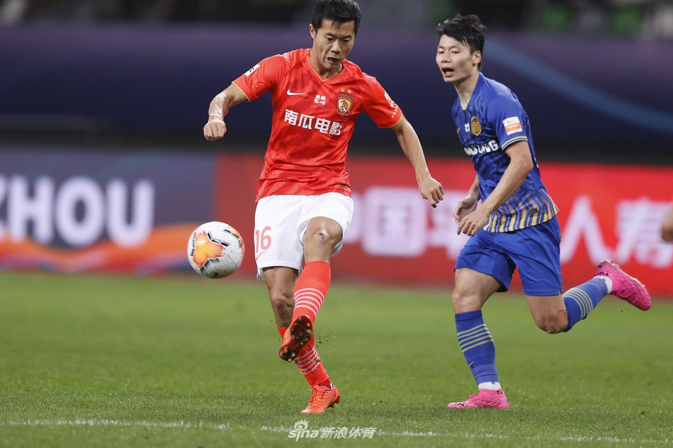 黄博文替补登场