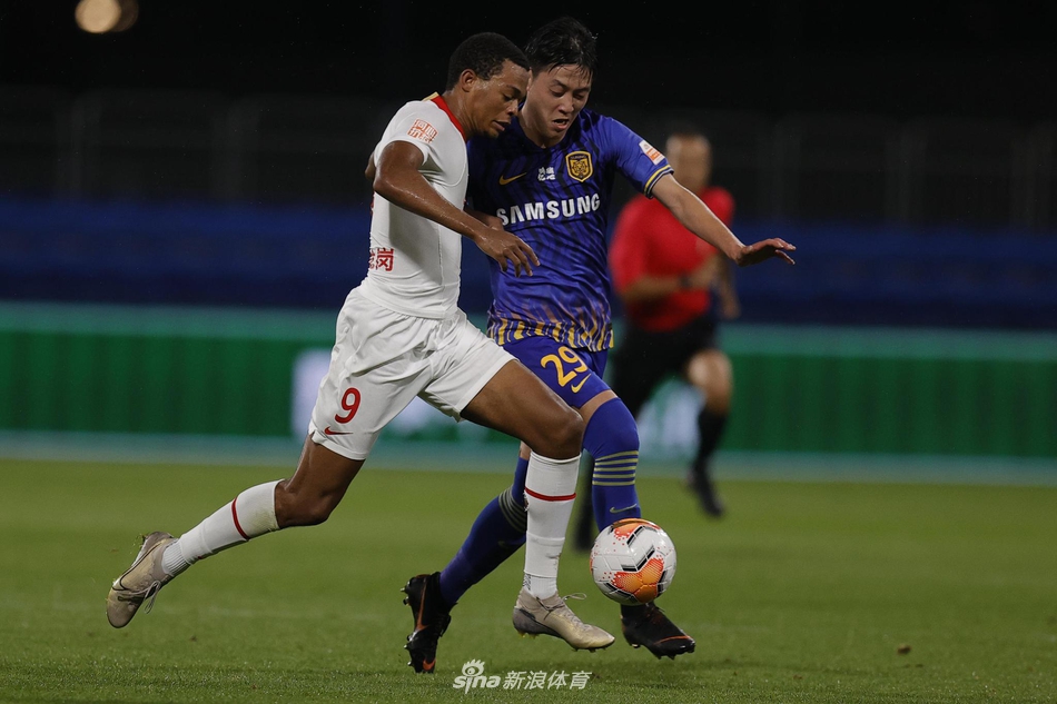 普雷西亚多强突张诚