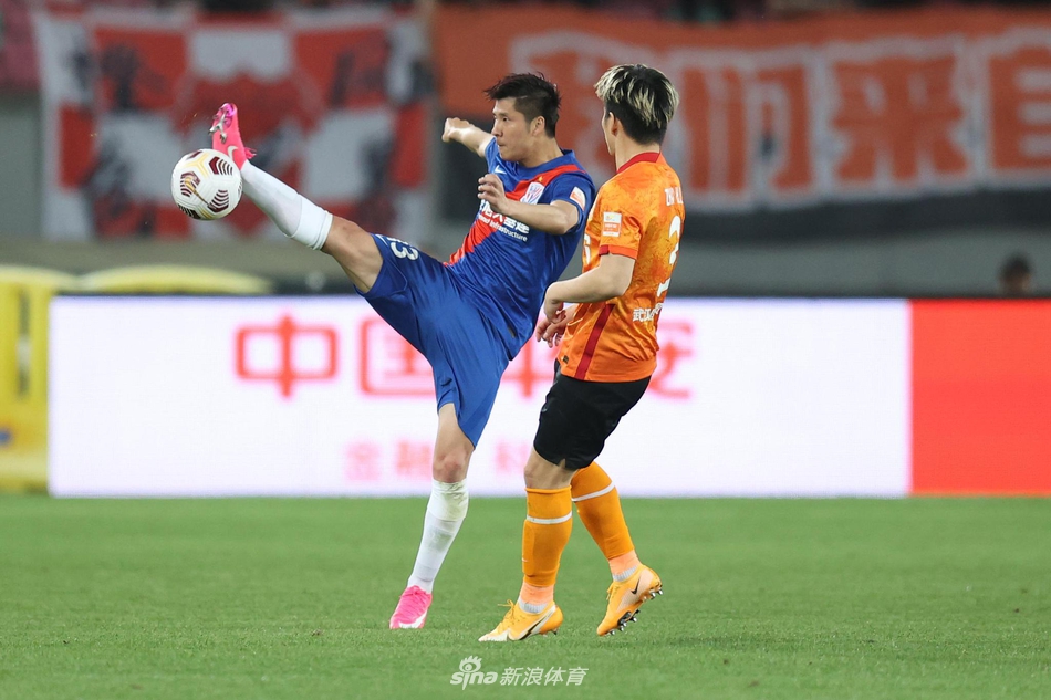 新浪直击武汉队1-3上海申花