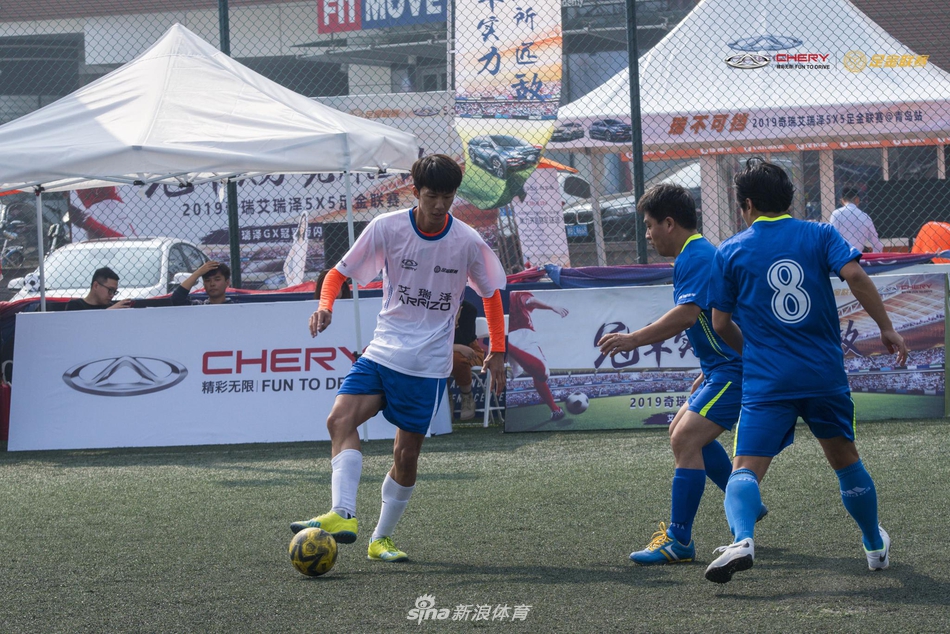 艾瑞泽足金联赛青岛站预赛精彩瞬间