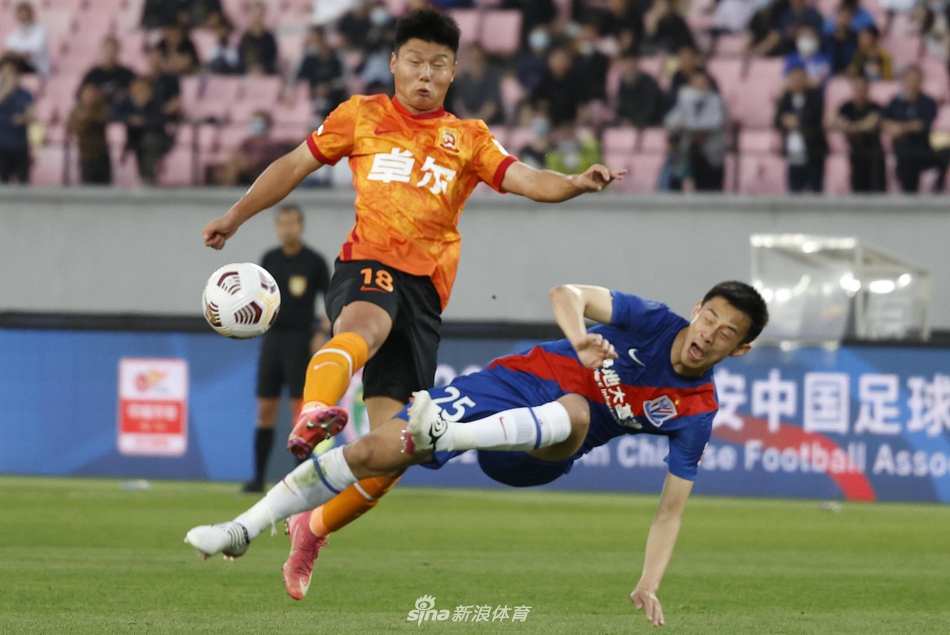 新浪直击武汉队1-3上海申花