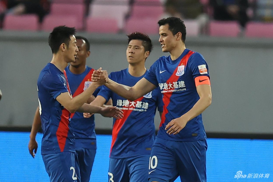 新浪直击武汉队1-3上海申花