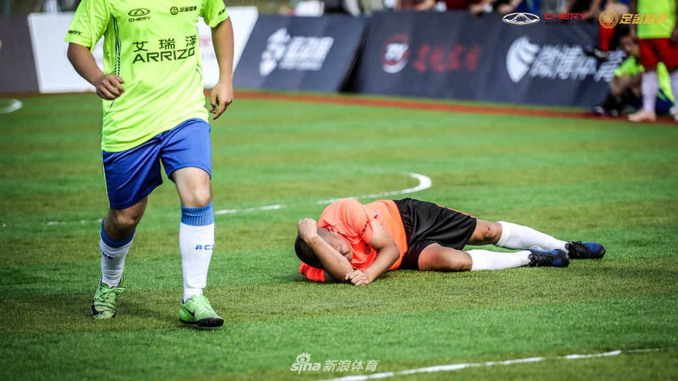 艾瑞泽足金联赛南京站预赛精彩瞬间