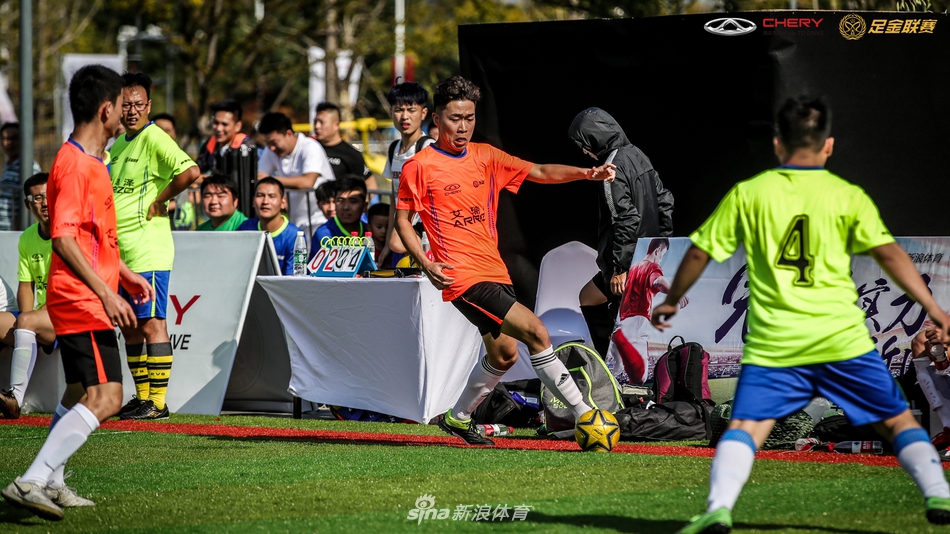 艾瑞泽足金联赛南京站预赛精彩瞬间