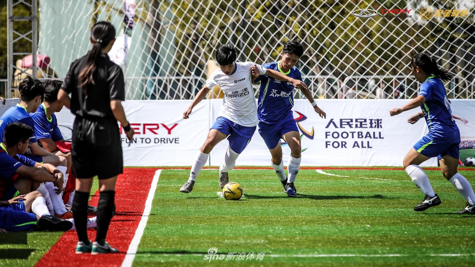 艾瑞泽足金联赛南京站预赛精彩瞬间