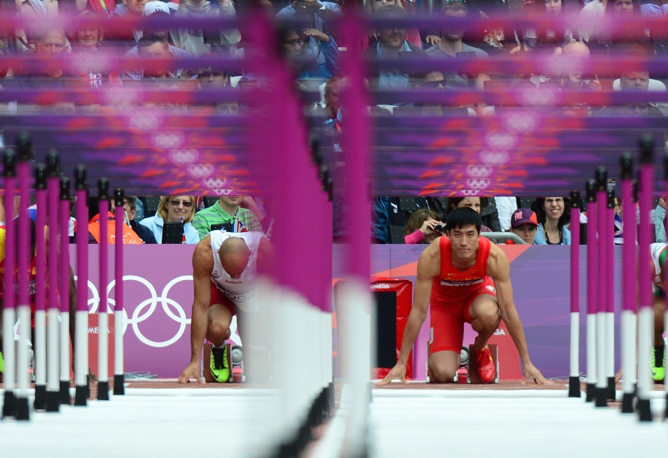 历史上的今天刘翔告别伦敦奥运