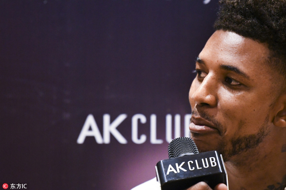 尼克扬中国行又又又贡献表情包