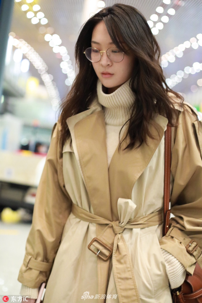 惠若琪戴眼镜文艺范儿女神