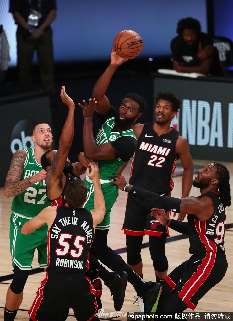 [NBA季后赛]热火112-109凯尔特人 希罗37分塔图姆28分