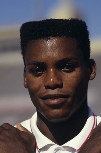 卡尔・刘易斯老照片祝他生日快乐