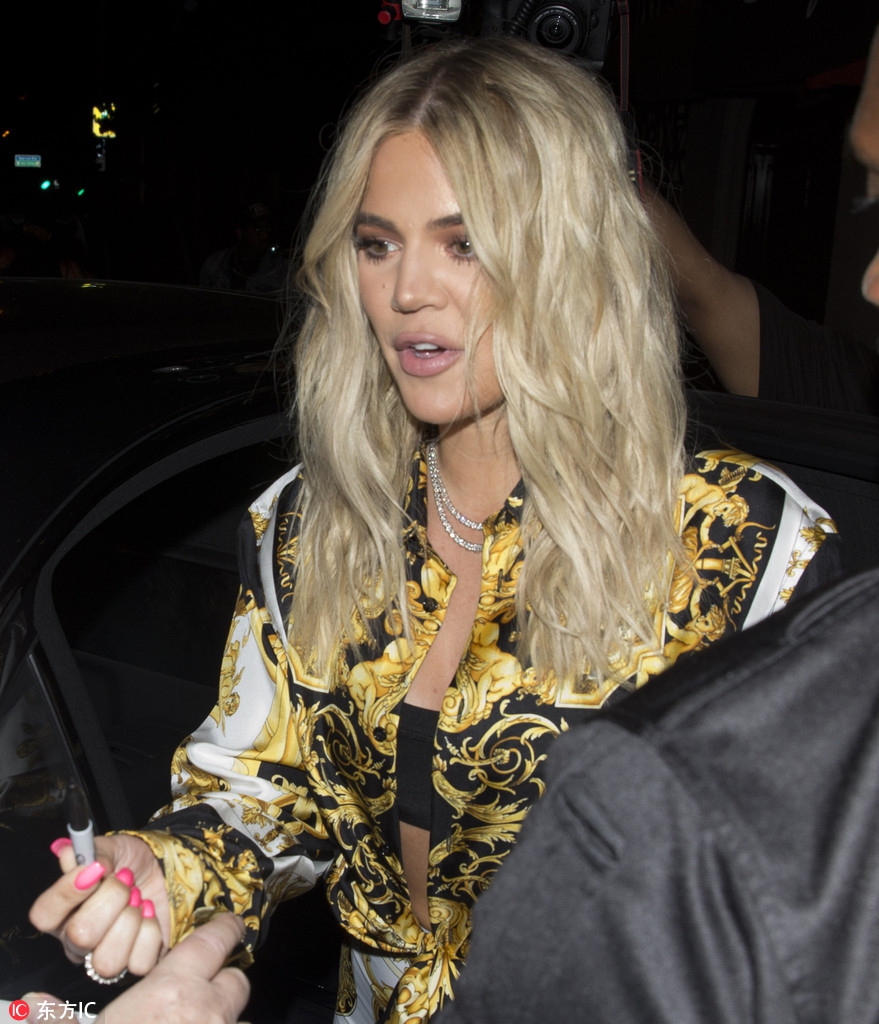 汤普森与女友科勒-卡戴珊深夜外出