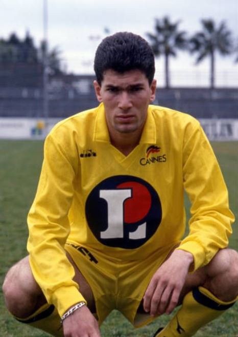 齐达内老照片祝他生日快乐