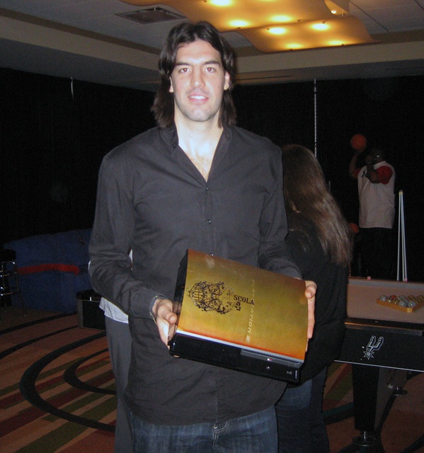 老照片祝斯科拉40岁生日快乐