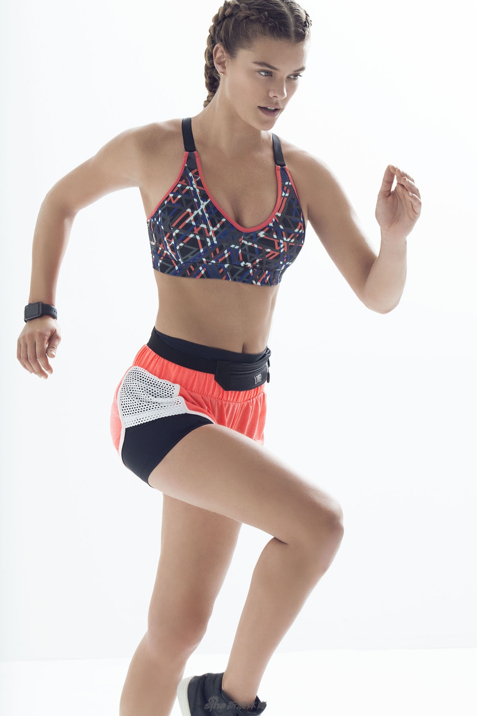 超模妮娜运动大片