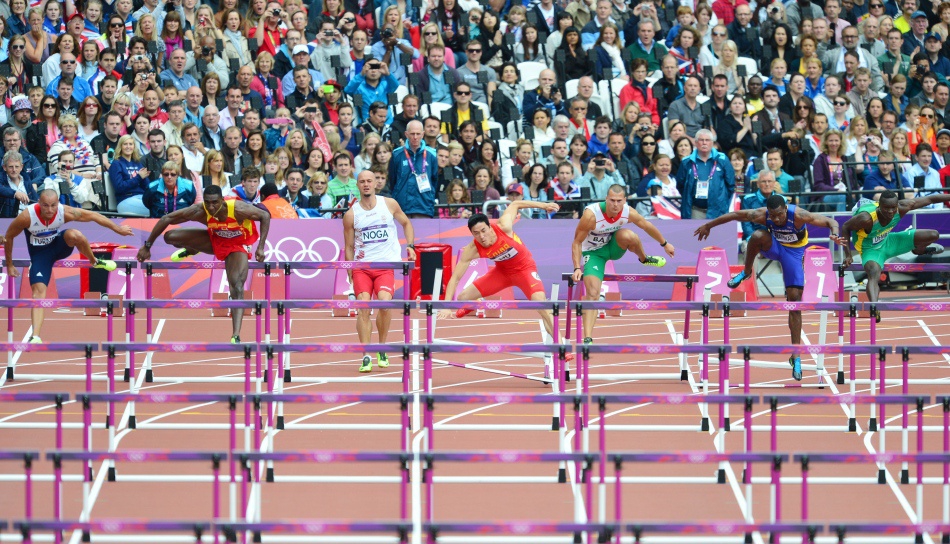 历史上的今天刘翔告别伦敦奥运