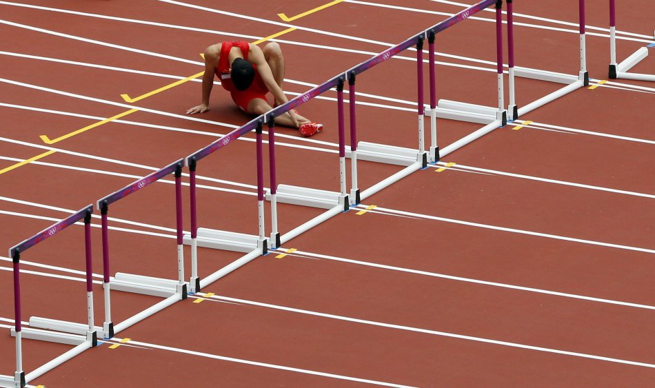 历史上的今天刘翔告别伦敦奥运