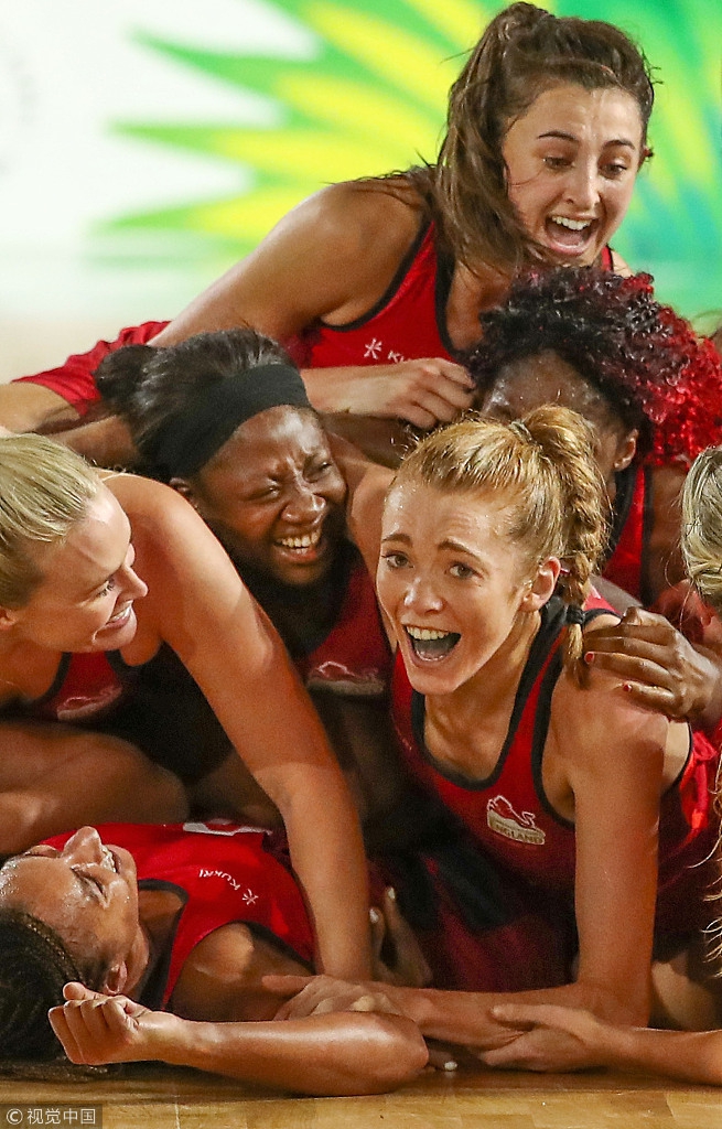 英式篮球甜心霍斯比“以腿服人”