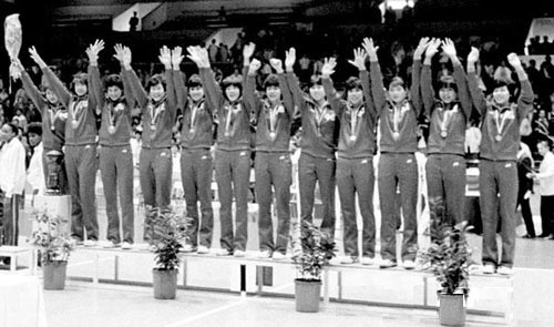 青春不迷茫！回顾郎平老照片