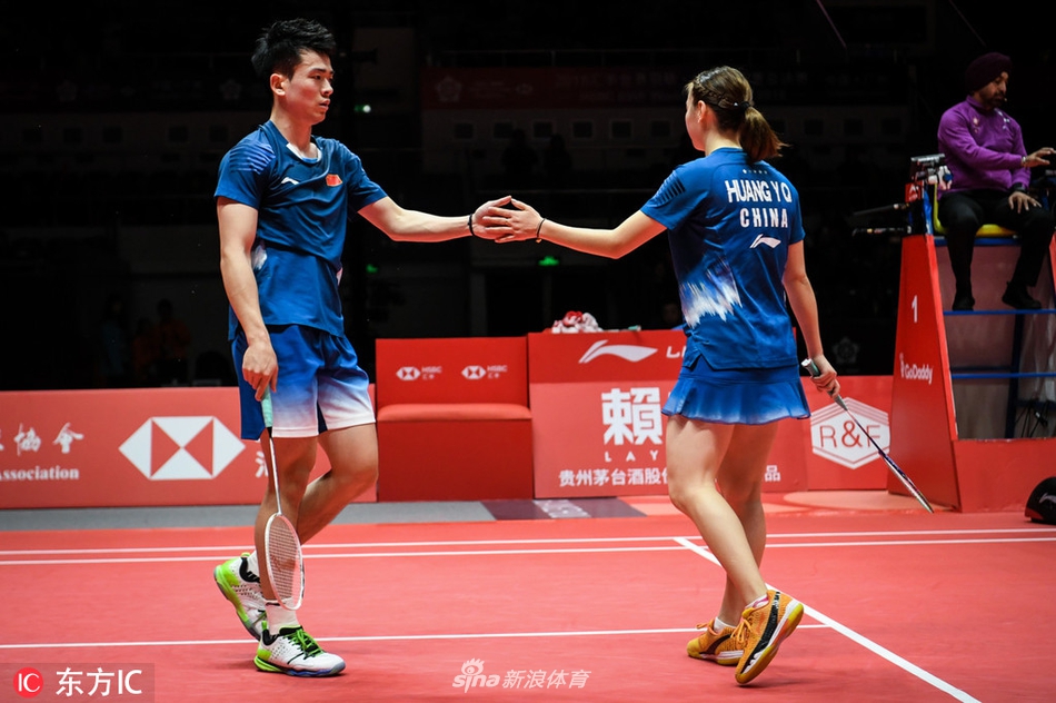 总决赛混双郑思维/黄雅琼2-0德差波/沙西丽