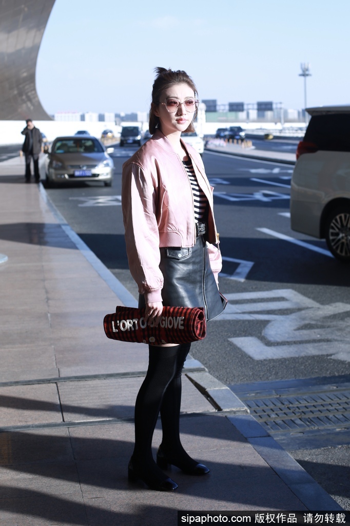 张继科女友景甜