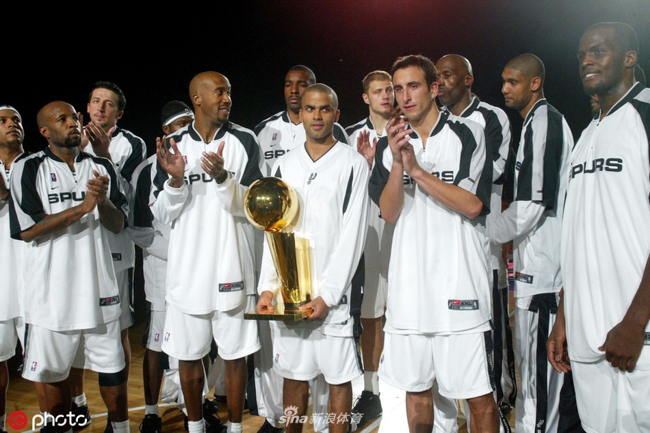 体坛老照片:托尼-帕克