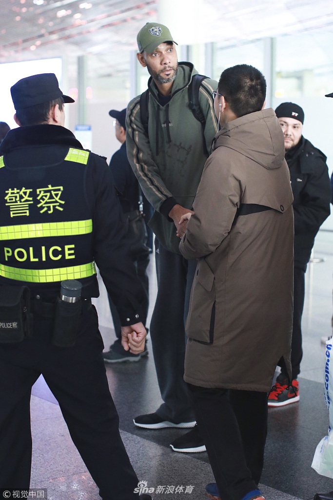 邓肯老大爷现身机场！史上最低调的中国行结束