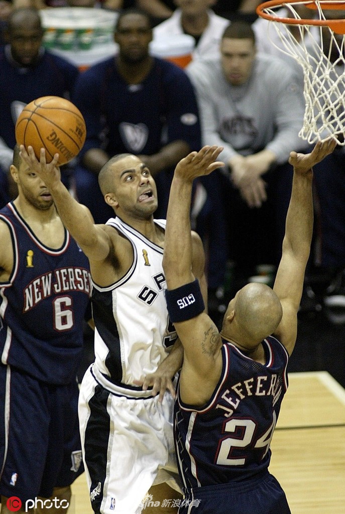 体坛老照片:托尼-帕克