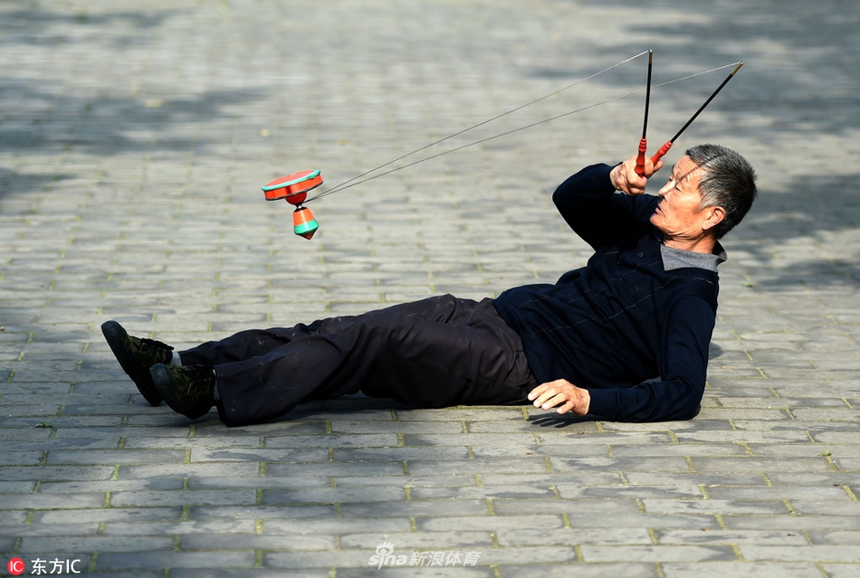 绝技在民间之抖空竹