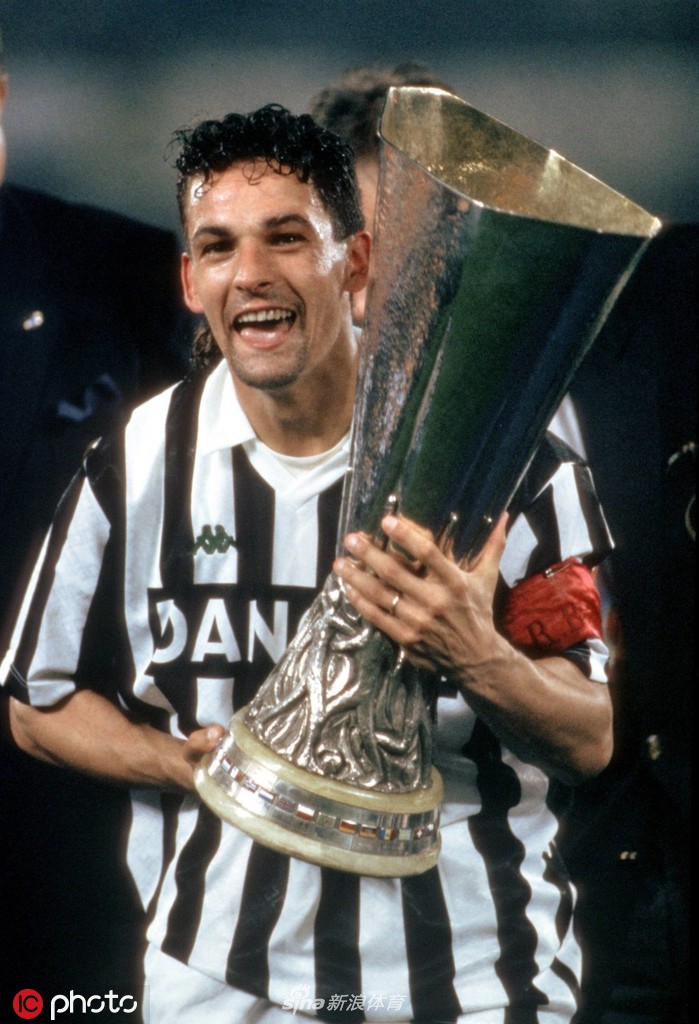 体坛老照片之巴乔