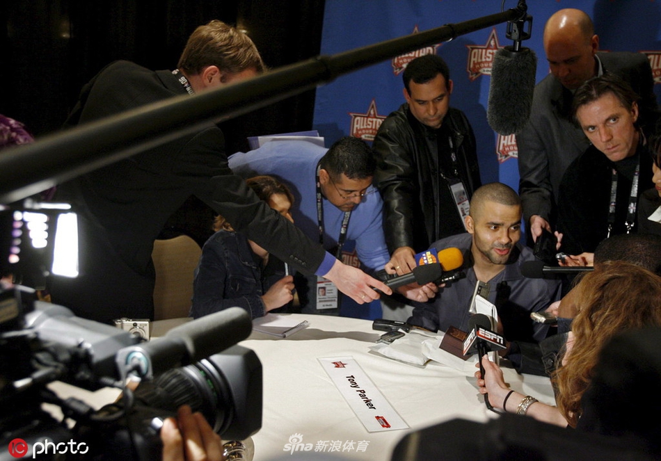 体坛老照片:托尼-帕克