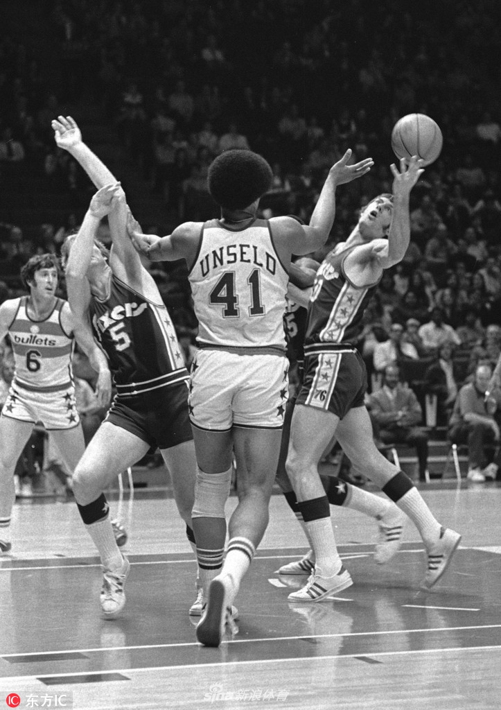 汤姆-范-阿斯代尔