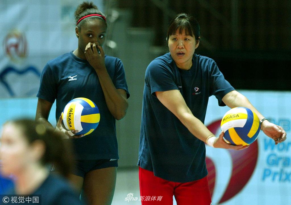 郎平带领美国女排训练