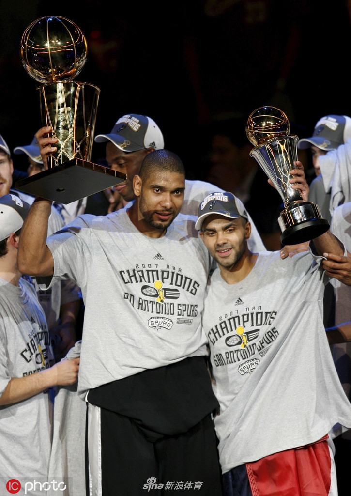 体坛老照片:托尼-帕克