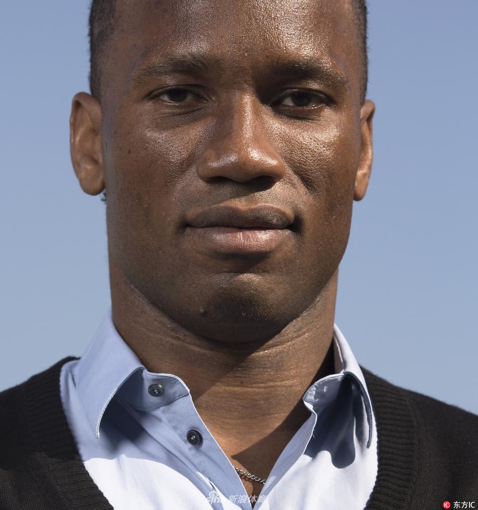 德罗巴伦敦拍写真衬衫牛仔文质彬彬