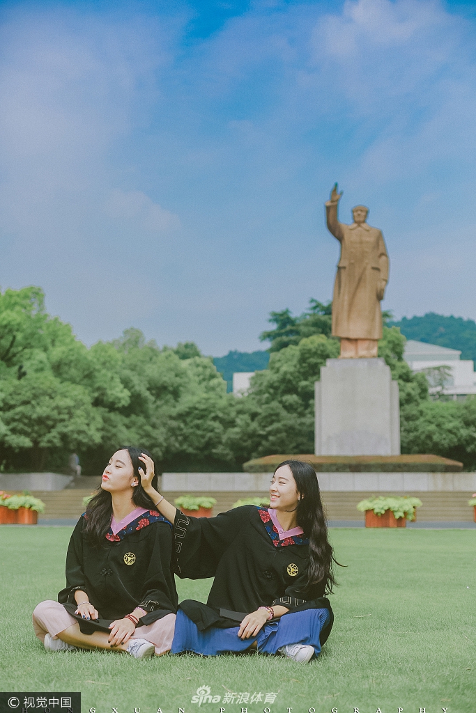 浙大艺体双胞胎小清新毕业照告别大学