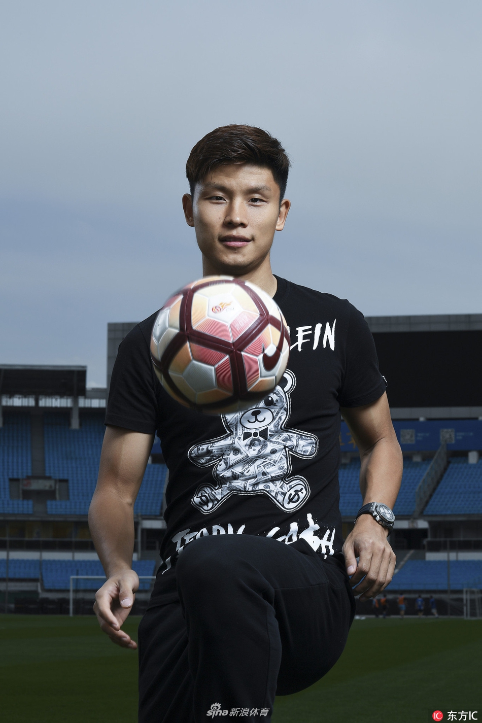 于洋个人写真 简单搭配酷范十足