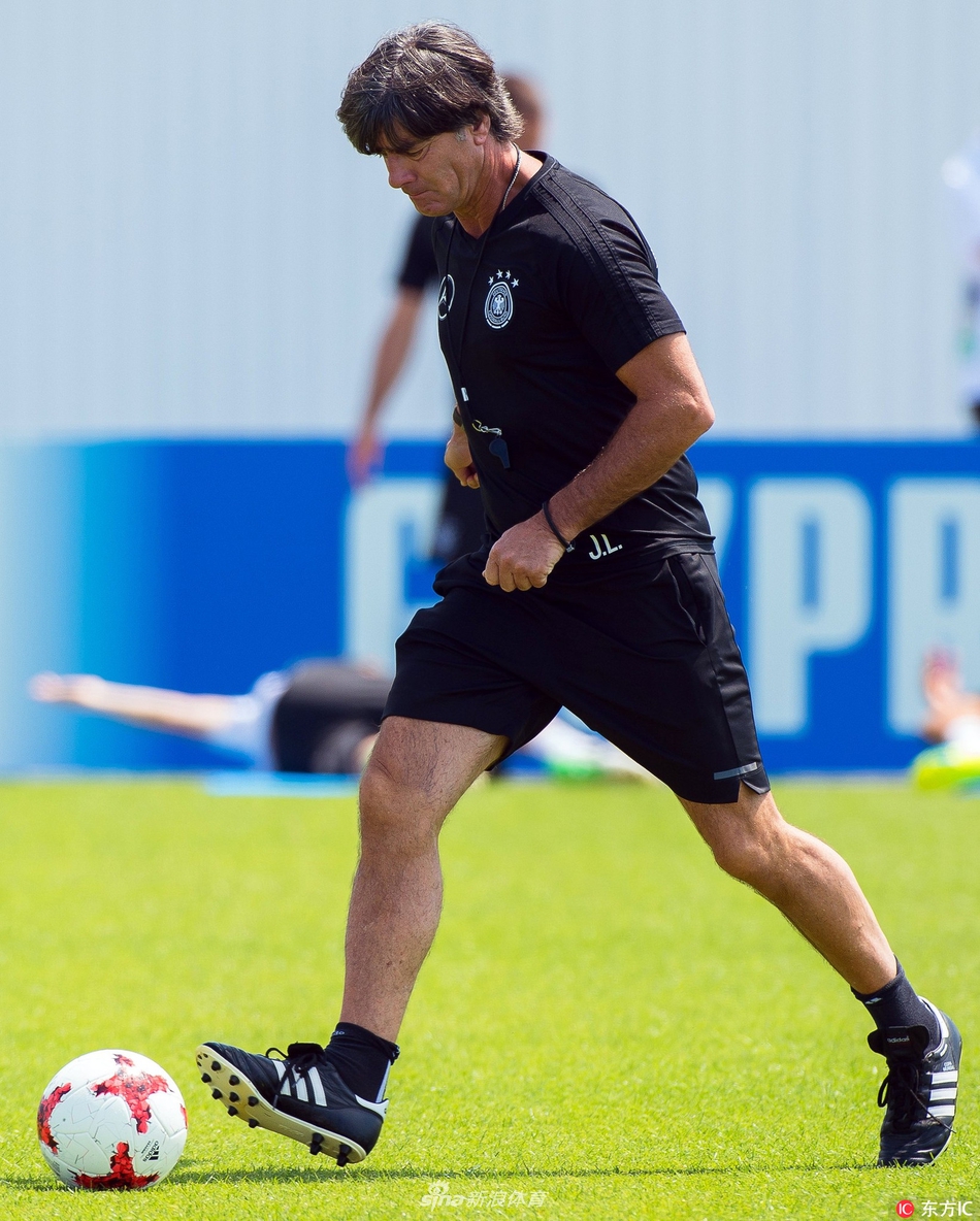 德国队训练备战联合会杯