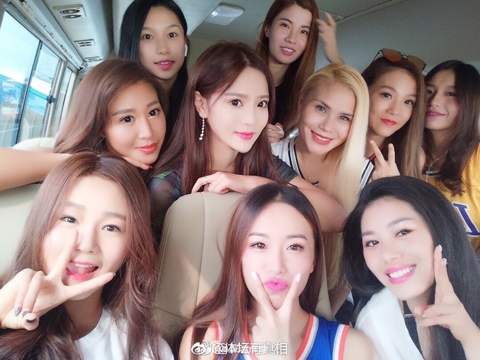 ufc中国举牌女郎选拔赛选手美照