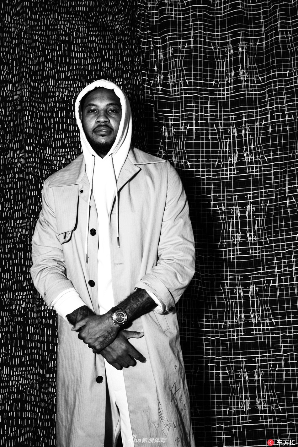 连帽衫安东尼不玩篮球玩时尚