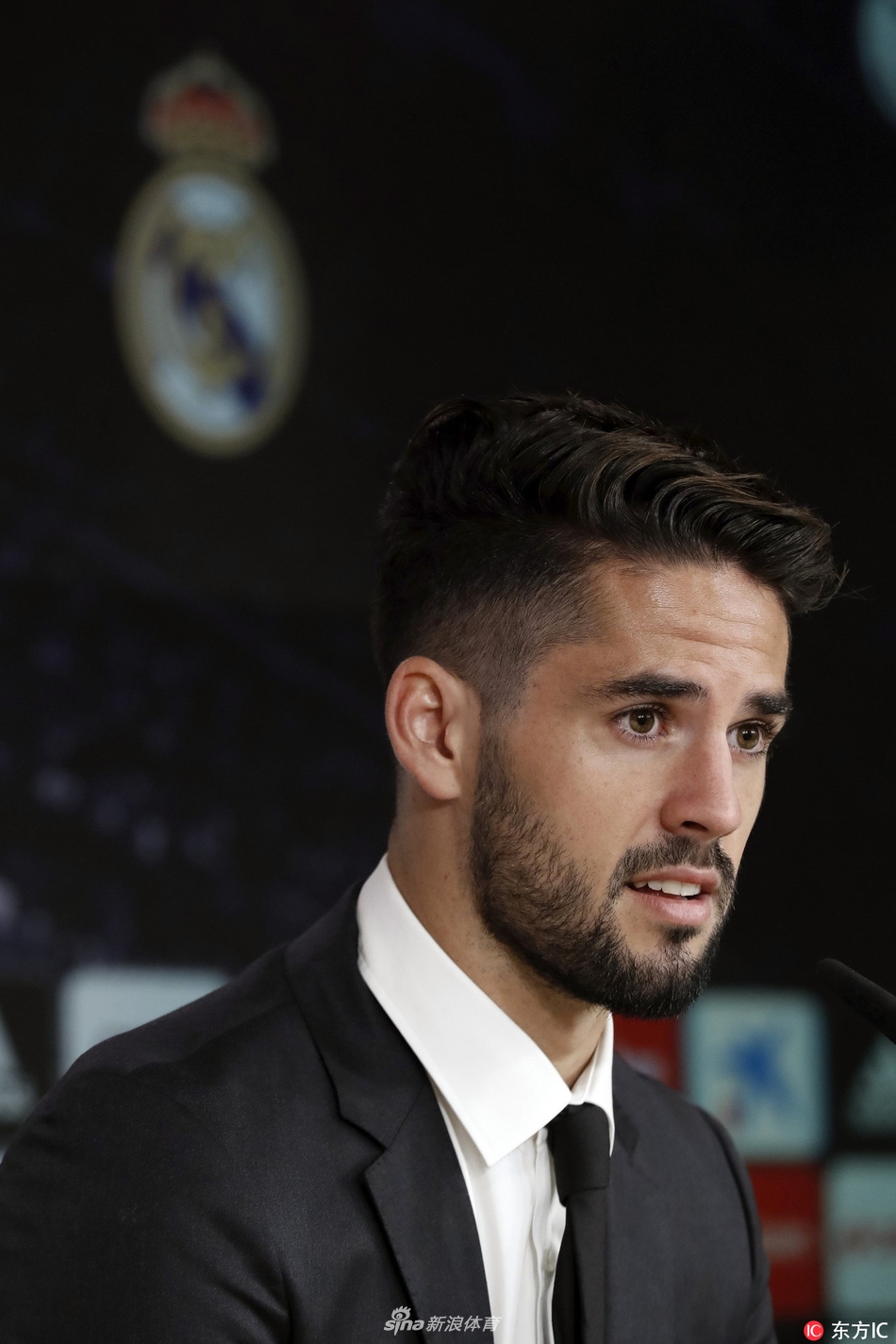 伊斯科出席发布会 与皇马续约至2022年_高清图集_新浪网