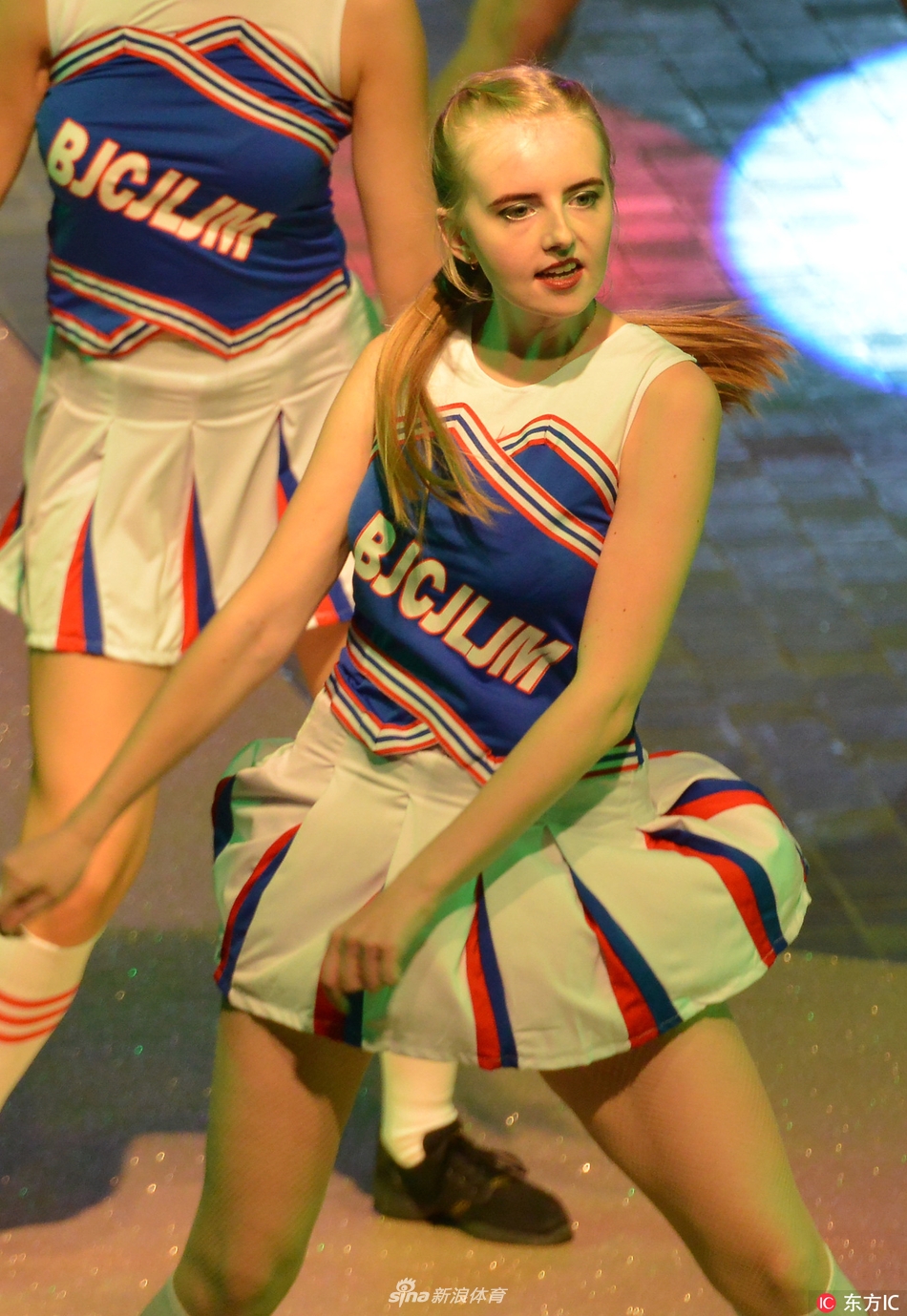 外籍足球宝贝火辣热舞