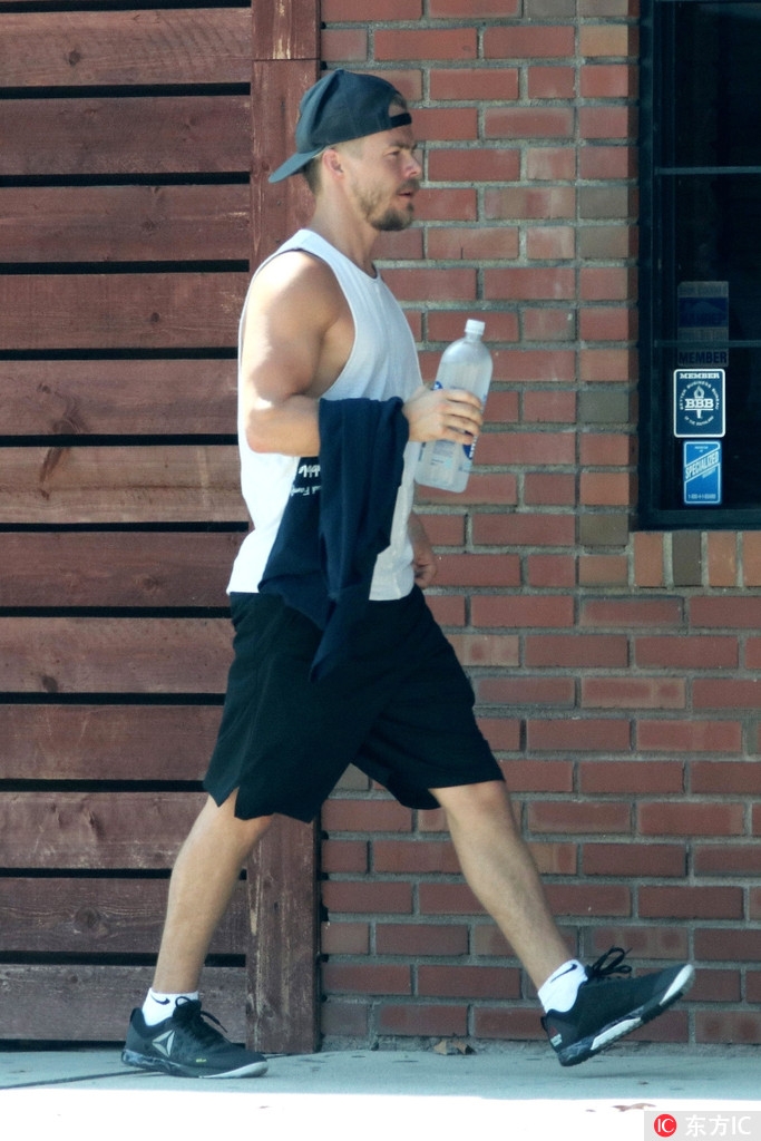 酷跑达人:德里克-霍夫