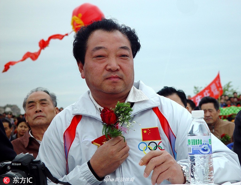 中国首枚奥运会金牌获得者、功勋运动员许海峰