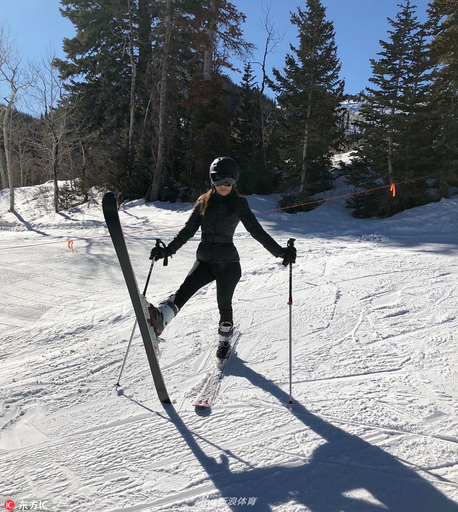 健身女神：卡戴珊大姐身材最匀称