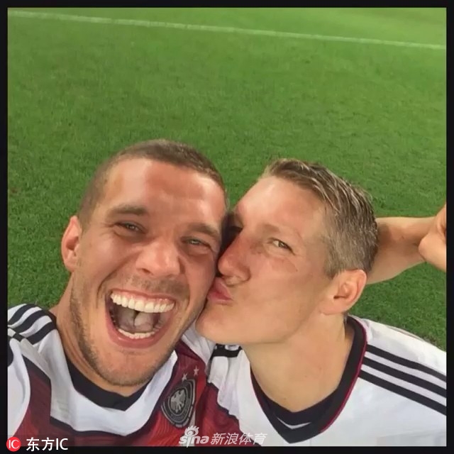 波多尔斯基与小猪的“基情”