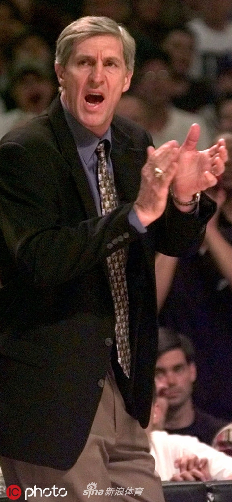 体坛老照片:传奇教练斯隆