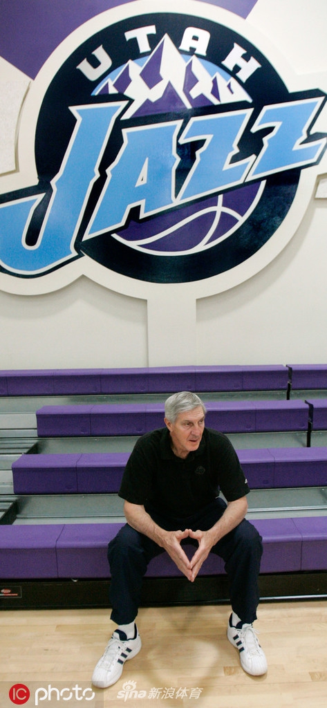 体坛老照片:传奇教练斯隆