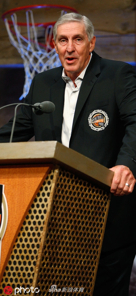 体坛老照片:传奇教练斯隆