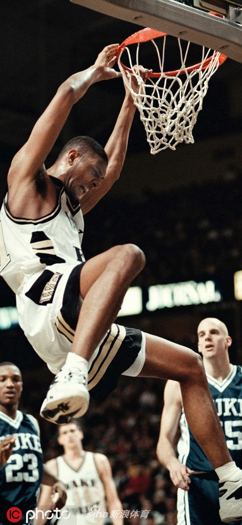 体坛老照片:邓肯